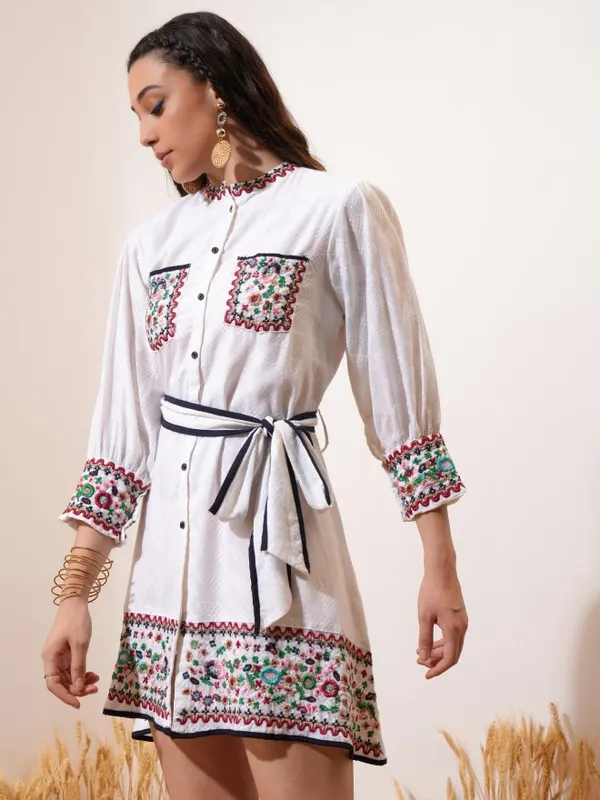 Vishudh Women Off White Embroidered Fit And Flare Dress