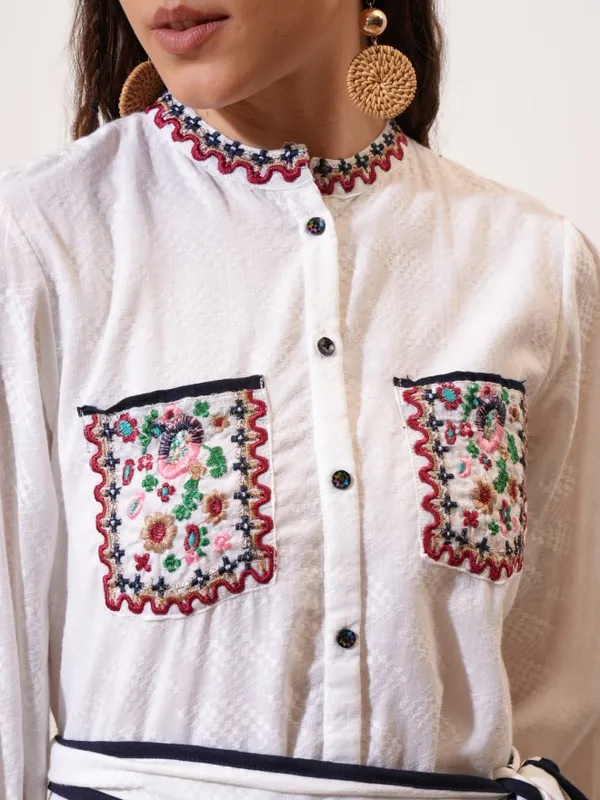 Vishudh Women Off White Embroidered Fit And Flare Dress