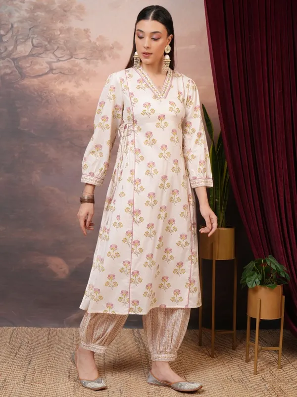  Vishudh Women Pink Printed Kurta Sets