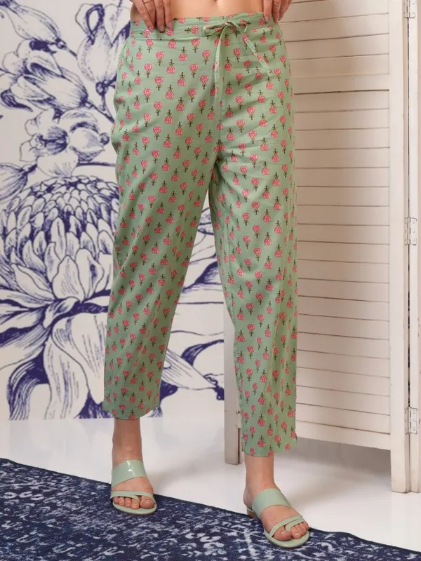 Vishudh Women Green Embroidered Kurta With Trousers And Dupatta