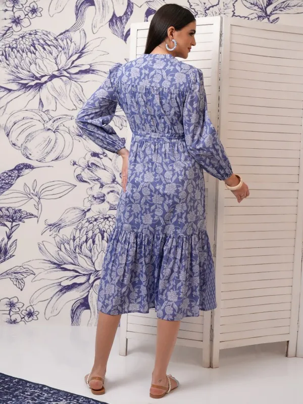 Vishudh Women Blue Printed Fit and Flare Dress