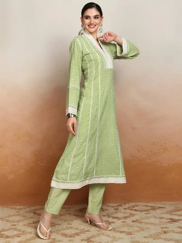 Vishudh Women Green Embroidered Kurta With Trousers And Dupatta