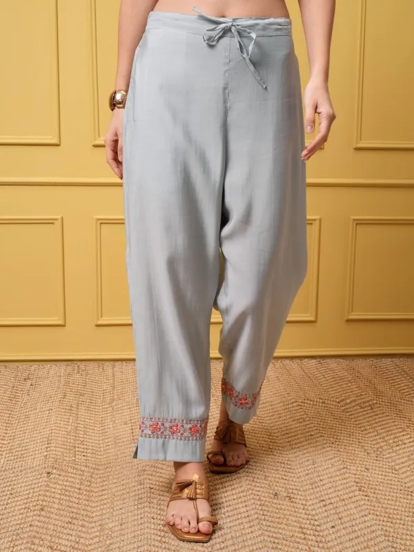 Vishudh Women Grey Embroidered Kurta With Trouser And Dupatta