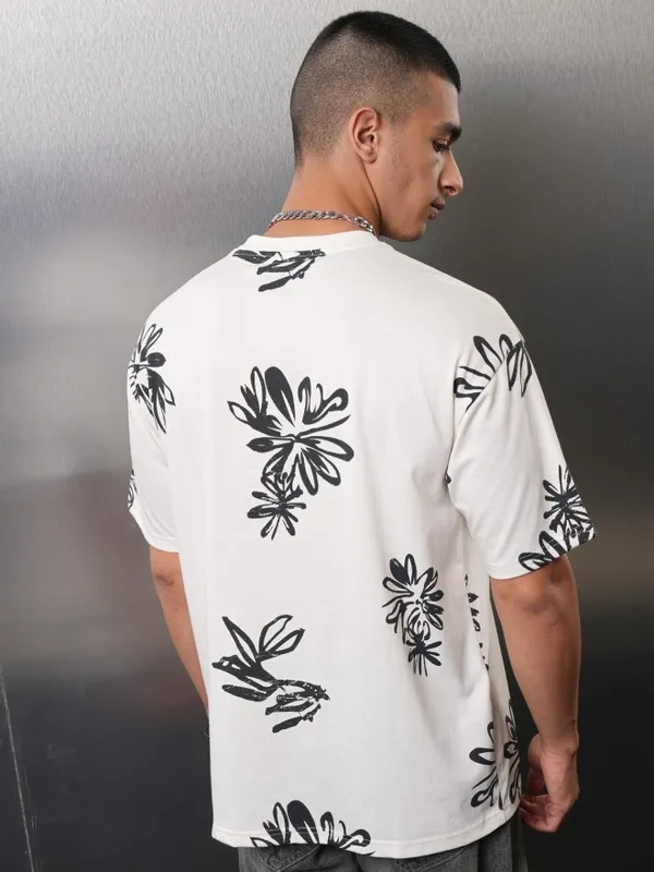 Highlander Men Off White Printed Round Neck Relaxed Fit T-Shirt