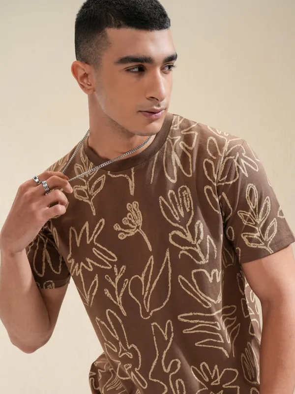 Highlander Men Brown Printed Round Neck Relaxed Fit T-Shirt
