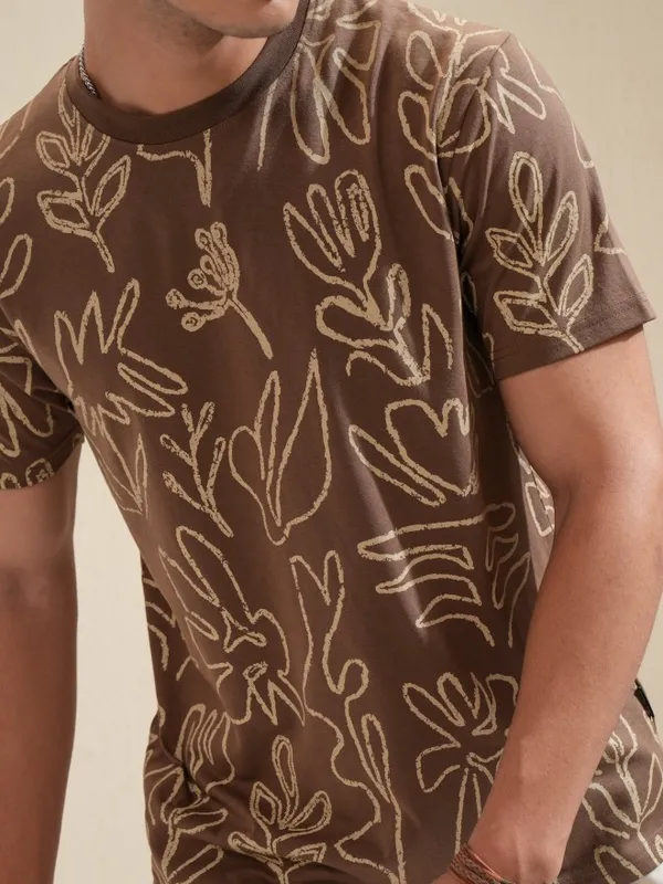 Highlander Men Brown Printed Round Neck Relaxed Fit T-Shirt