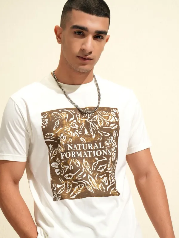 Highlander Men Off White Printed Round Neck T-Shirt
