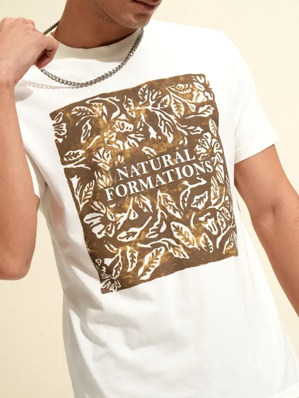 Highlander Men Off White Printed Round Neck T-Shirt