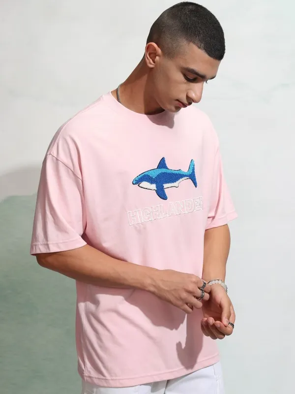 Highlander Men Pink Applique Round Neck Oversized Fit T-Shirt