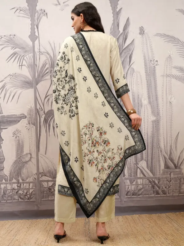Vishudh Women Cream Printed Kurta With Trousers And Dupatta