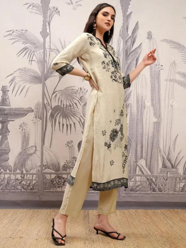 Vishudh Women Cream Printed Kurta With Trousers And Dupatta