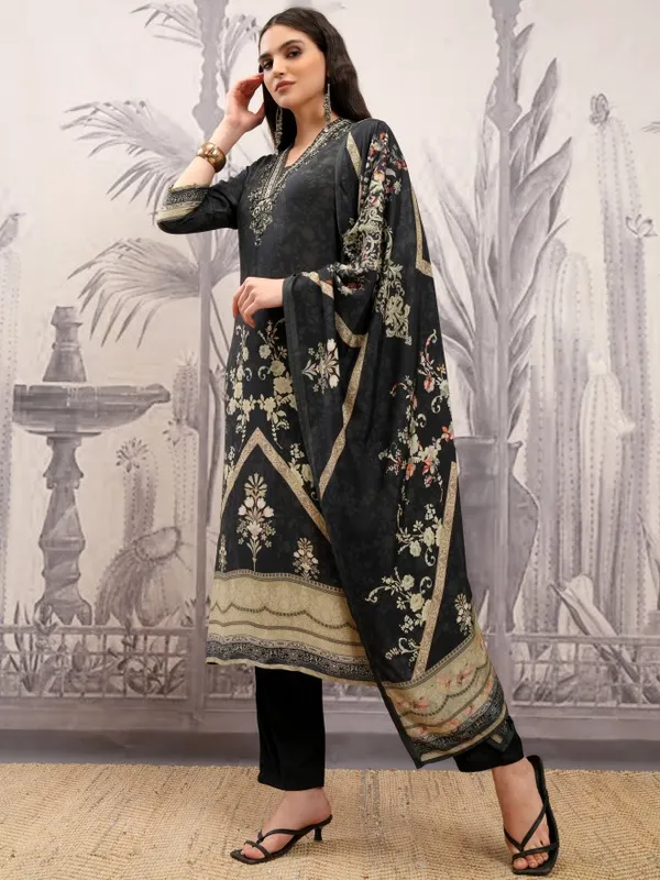 Vishudh Women Black Printed Kurta With Trousers And Dupatta