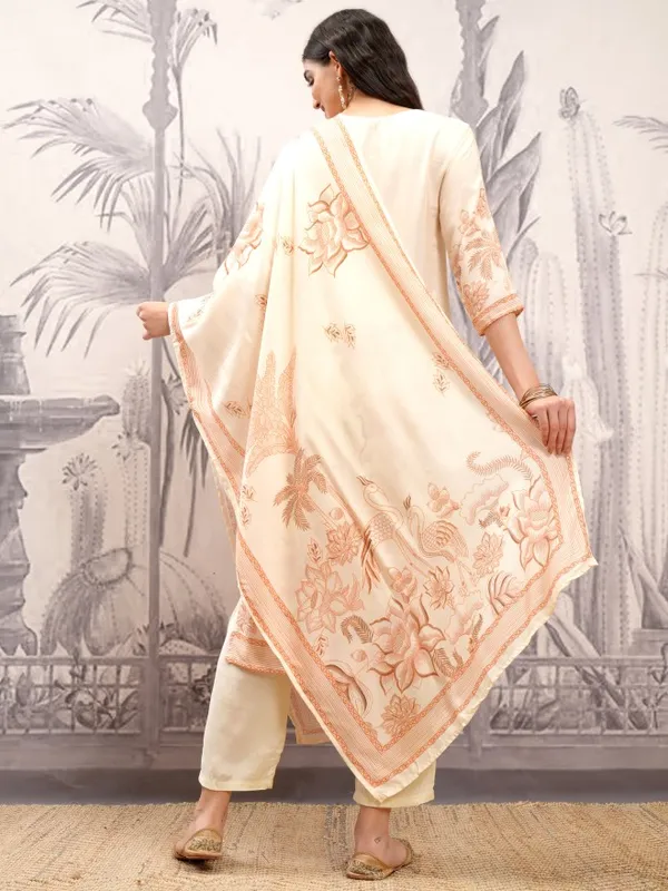 Vishudh Women Cream Printed Kurta With Trousers And Dupatta