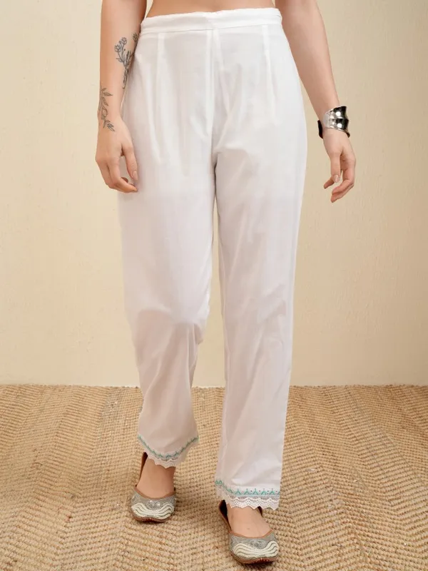 Women Kurta With Trousers & Dupatta