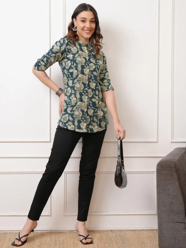 Vishudh Women Green Printed Shirt Style Top