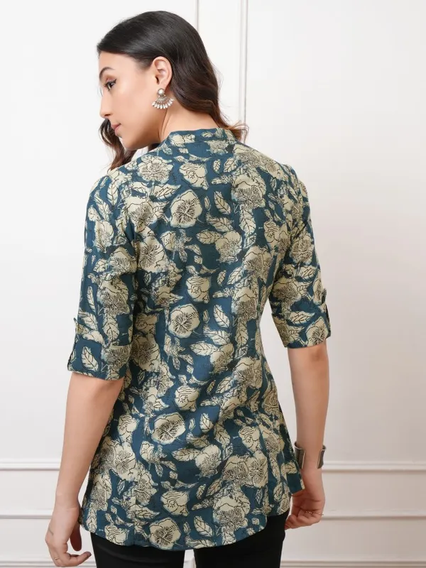 Vishudh Women Green Printed Shirt Style Top