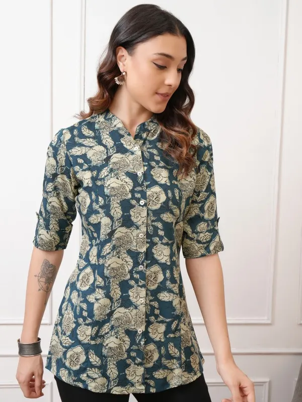 Vishudh Women Green Printed Shirt Style Top