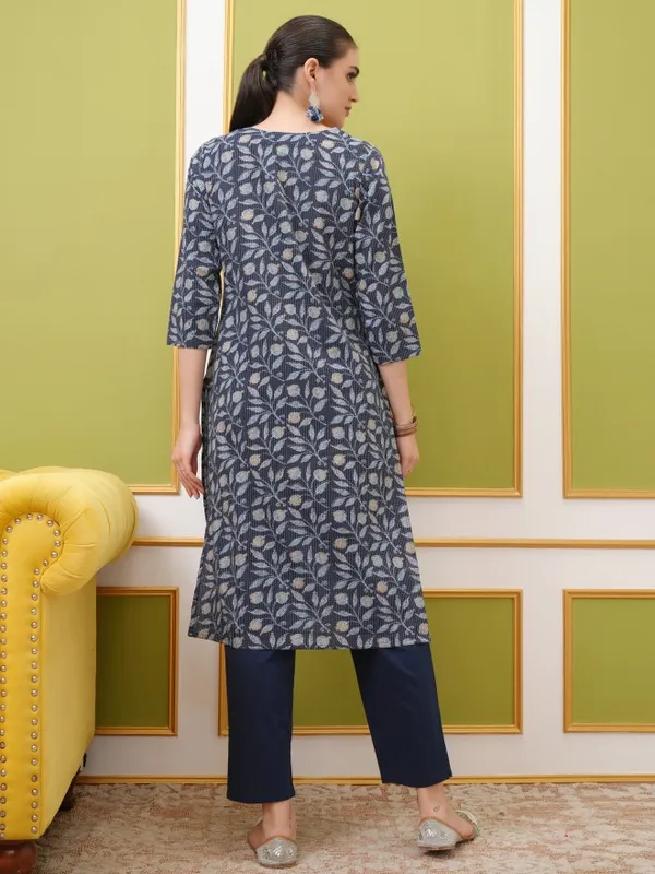 Vishudh Women Blue Printed Straight Kurta