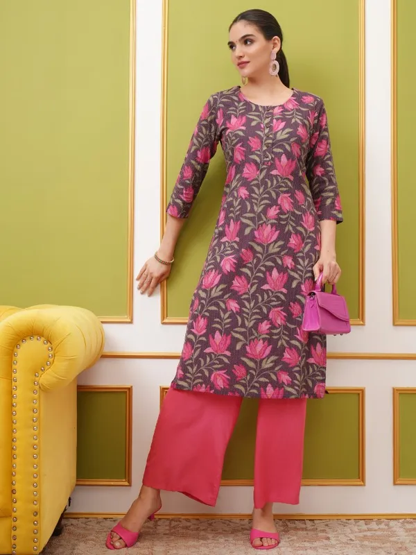  Vishudh Women Brown Printed Straight Kurtas