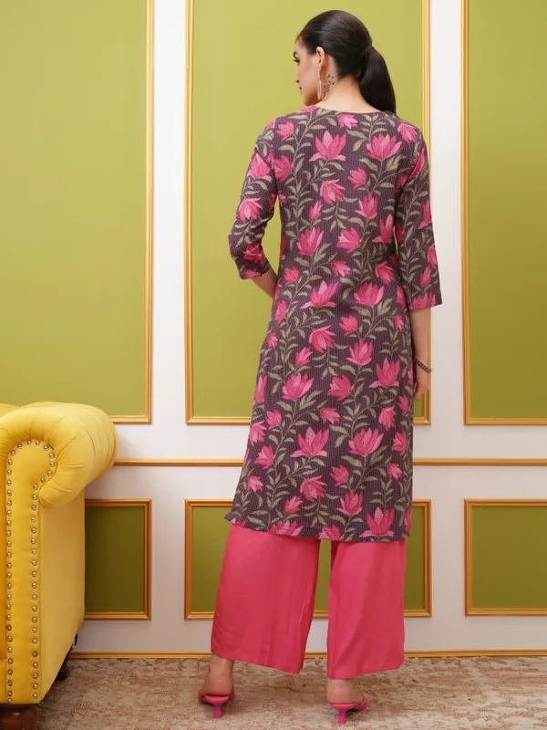  Vishudh Women Brown Printed Straight Kurtas