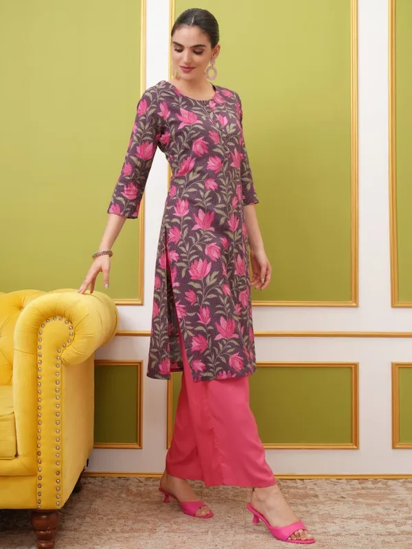  Vishudh Women Brown Printed Straight Kurtas