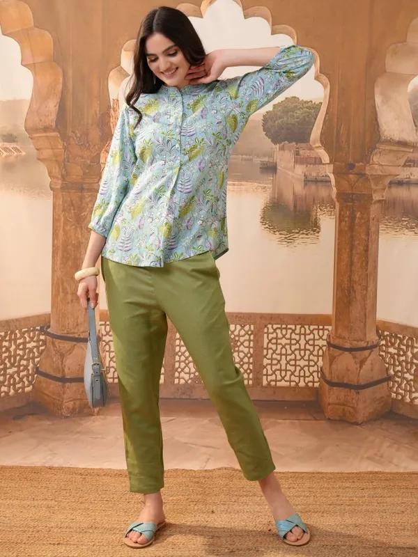 Printed Shirt Style Top