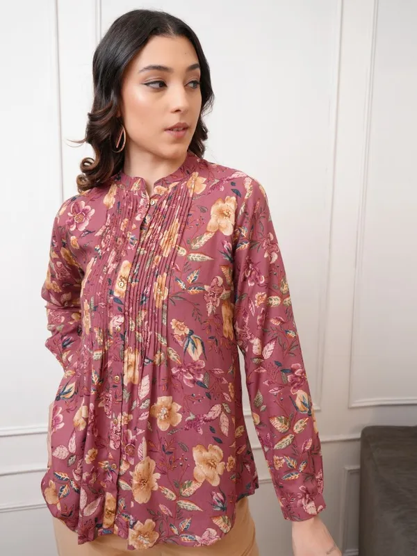 Vishudh Women Brown Printed Shirt Style Top