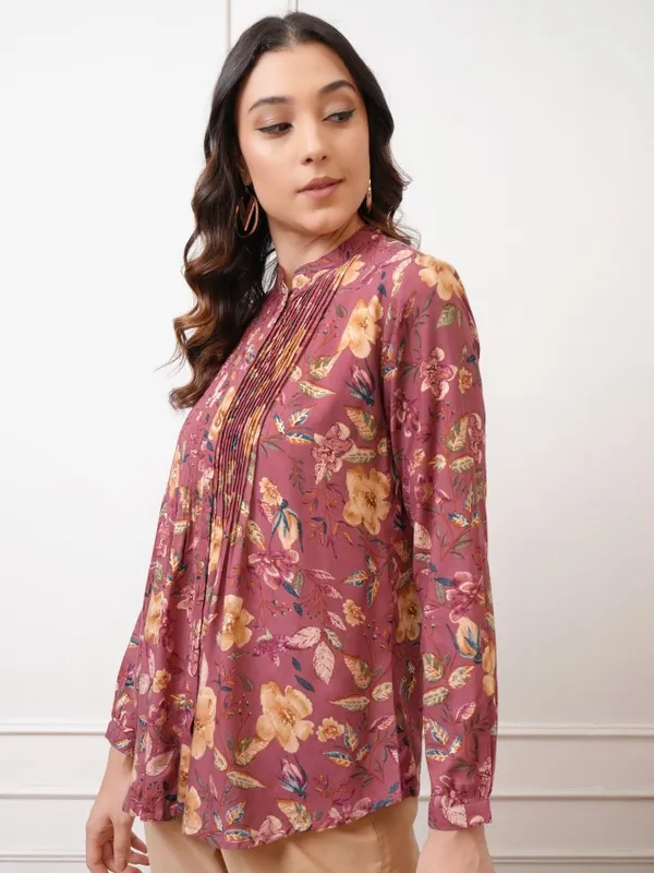Vishudh Women Brown Printed Shirt Style Top