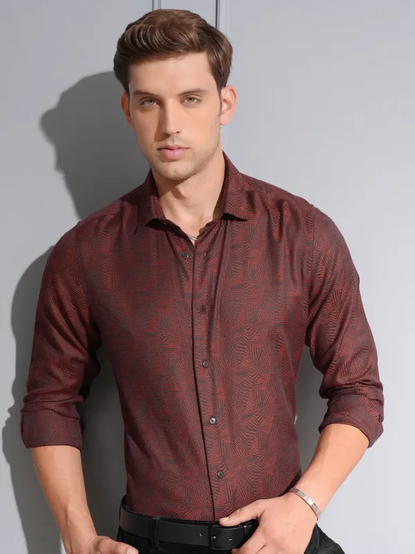 Men Slim Fit Casual Shirt