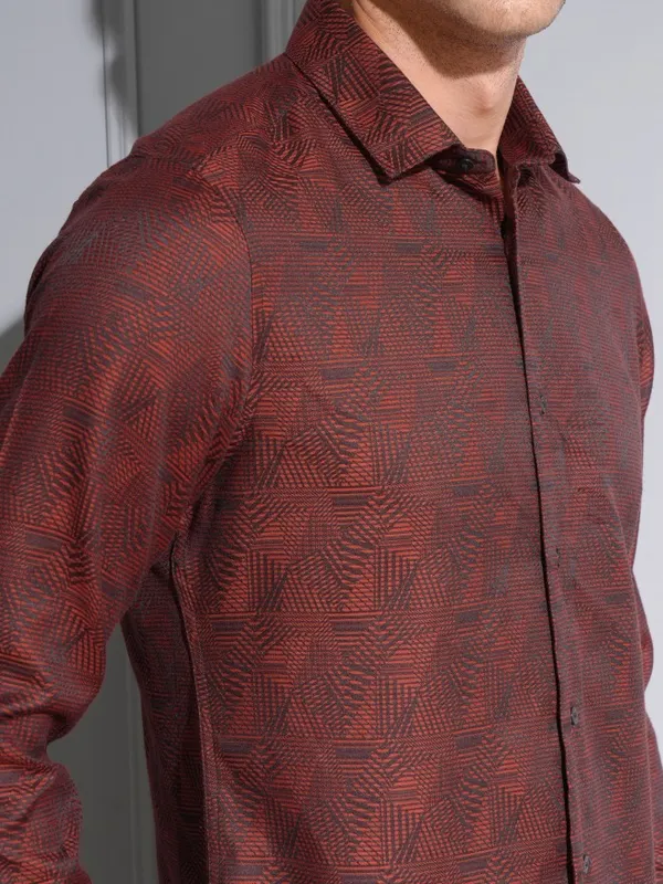Locomotive Premium Men Maroon Jacquard Textured Occasion Shirt
