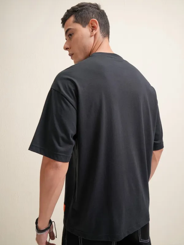Locomotive Men Black Printed Round Neck Oversized Fit T-Shirt