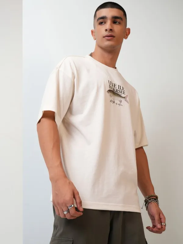Highlander Men Off White Printed Oversized Fit Round Neck T-Shirt