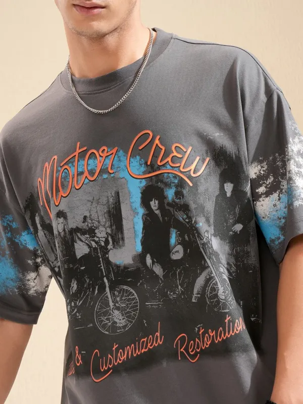 Highlander Men Grey Printed Oversized Fit T-Shirt