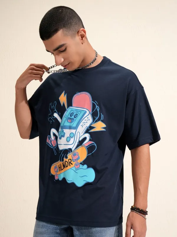 Highlander Men Navy Blue Printed Oversized Fit T-Shirt