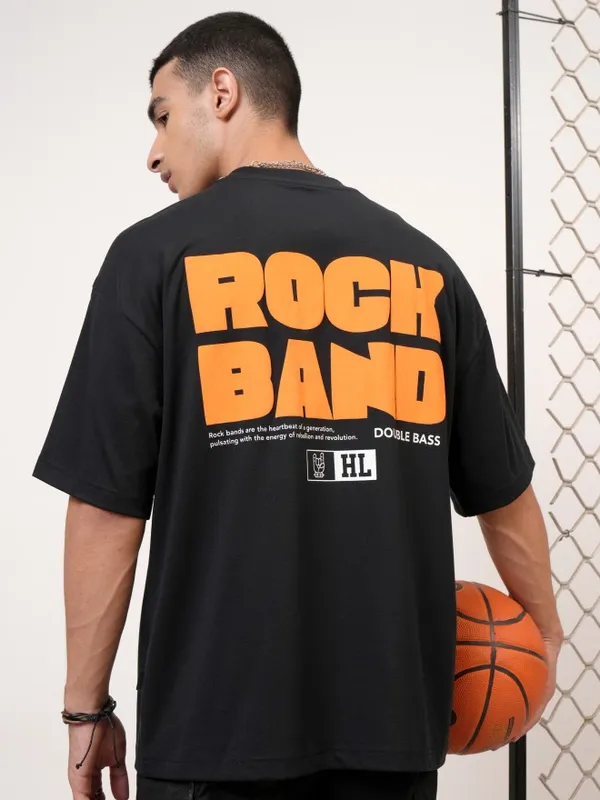 Highlander Men Black Printed Round Neck Oversized Fit T-Shirt