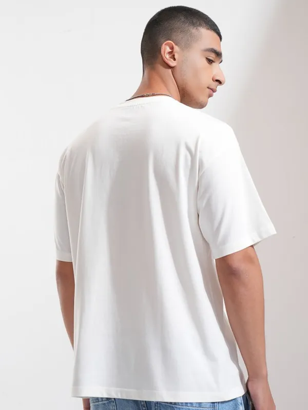 Highlander Men Off White Printed Relaxed Fit T-Shirt
