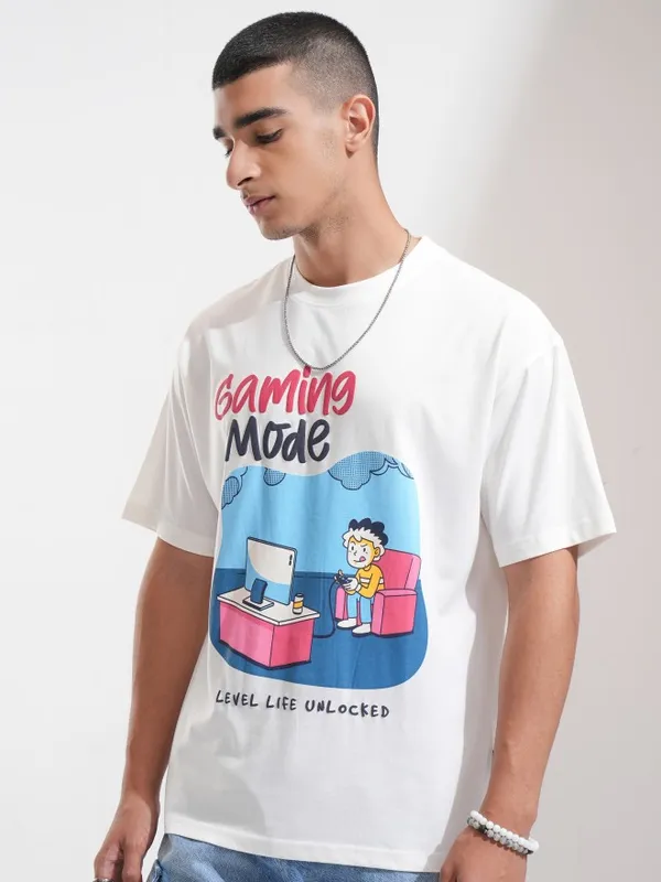 Highlander Men Off White Printed Relaxed Fit T-Shirt