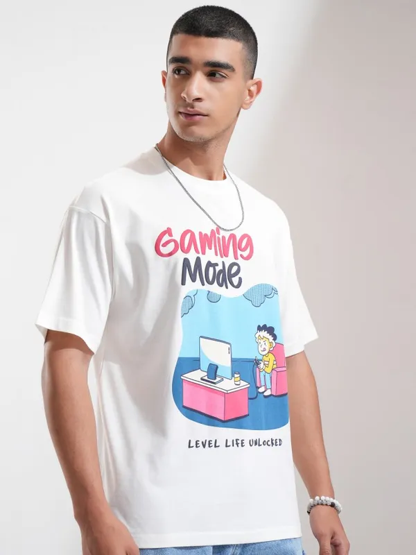 Highlander Men Off White Printed Relaxed Fit T-Shirt