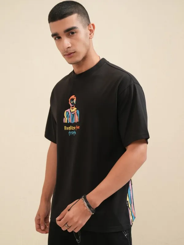 Highlander Men Black Printed Round Neck Relaxed Fit T-Shirt