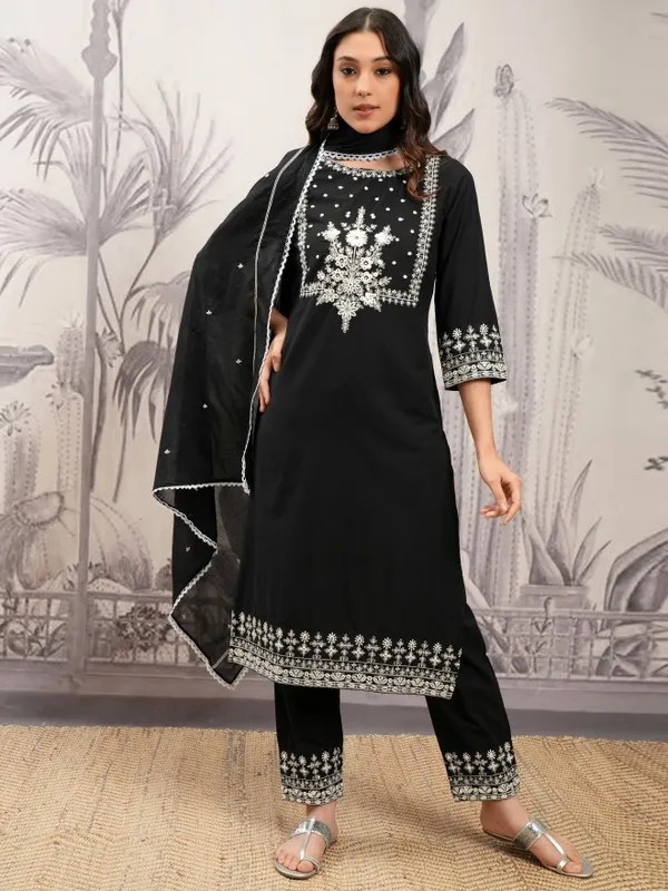 Vishudh Women Black Embroidered Kurta With Trouser And Dupatta