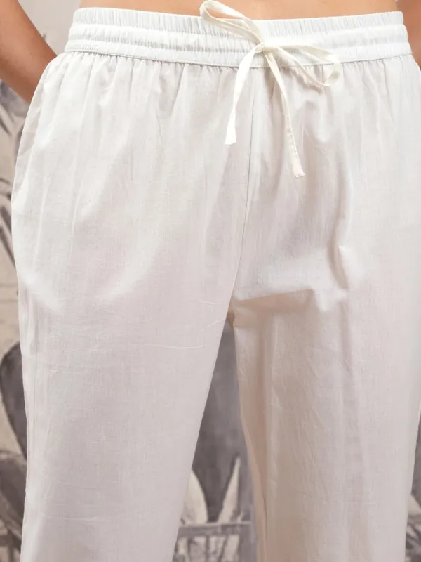 Women Kurta With Trousers & Dupatta