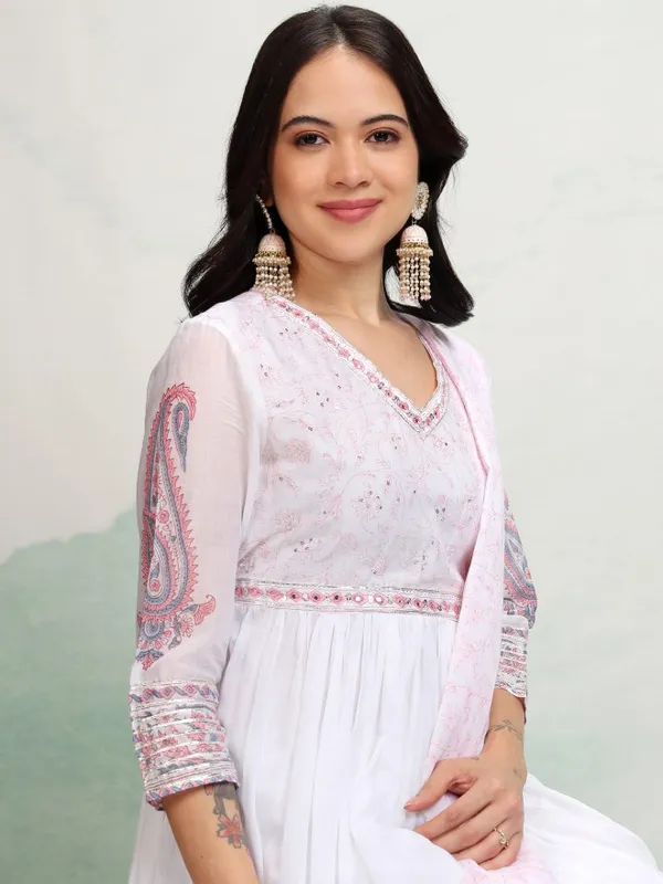 Vishudh Women Pink Printed Kurta With Trousers And Dupatta