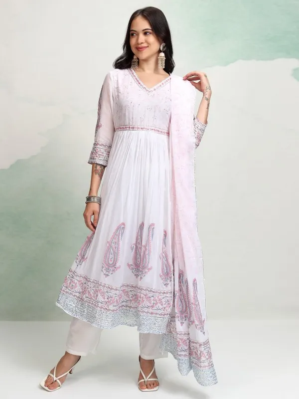Vishudh Women Pink Printed Kurta With Trousers And Dupatta