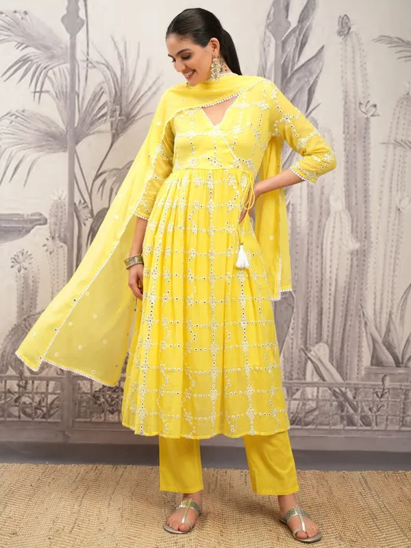 Vishudh Women Yellow Printed Kurta With Trousers And Dupatta
