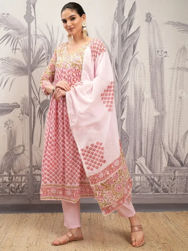 Vishudh Women Pink Printed Kurta With Trouser And Dupatta