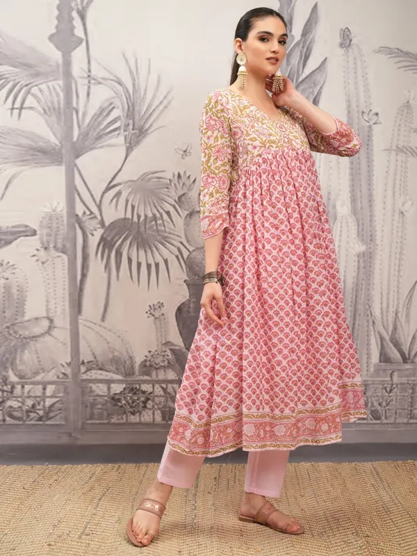 Vishudh Women Pink Printed Kurta With Trouser And Dupatta