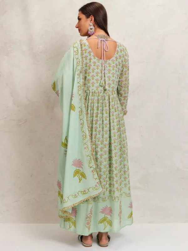 Vishudh Women Green Printed Kurta With Trousers & Dupatta