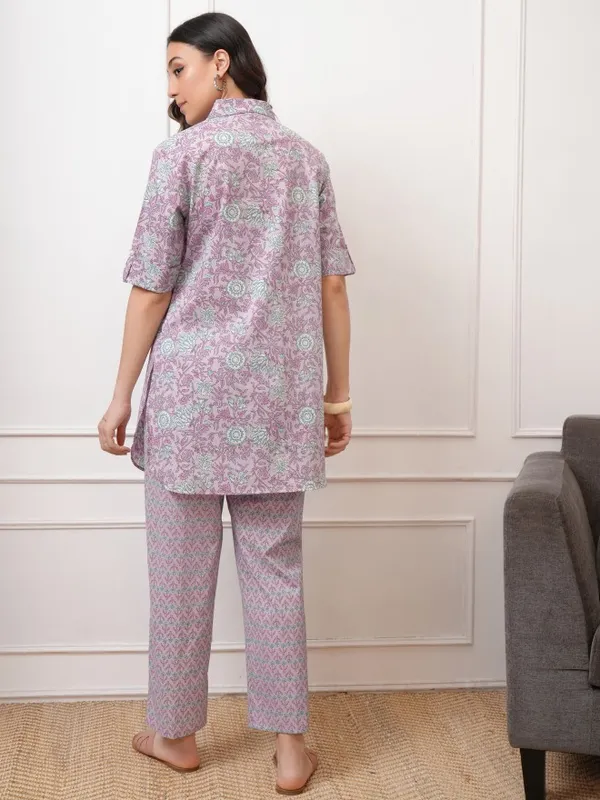 Vishudh Women Lavender Tunic With Trouser