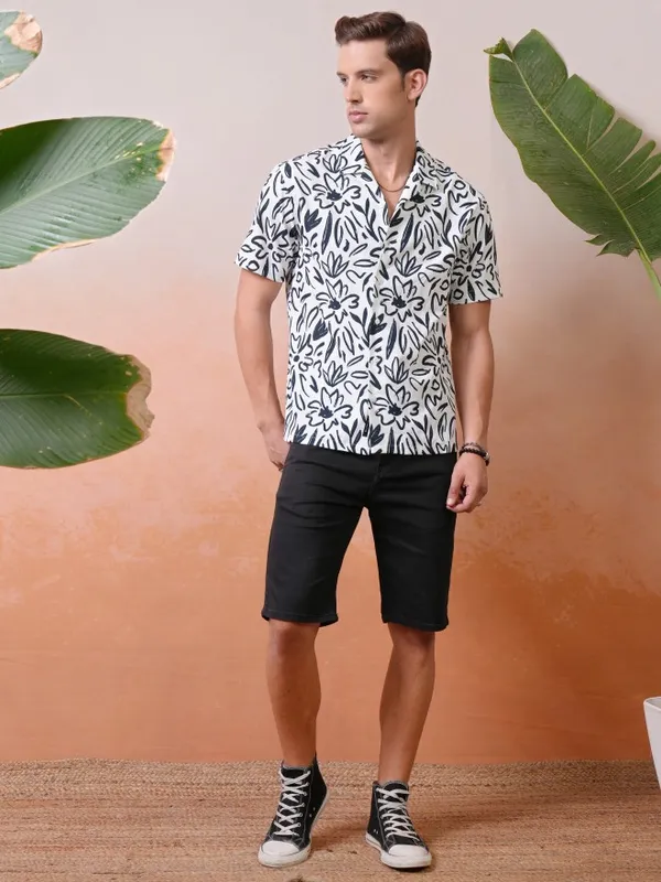 Locomotive Premium Men White Crushed Textured Printed Cuban Collar Relaxed Shirt