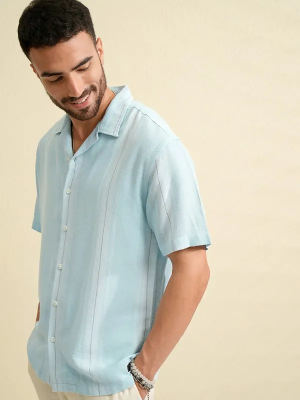 Locomotive Men Blue Striped Relaxed Fit Casual Shirt